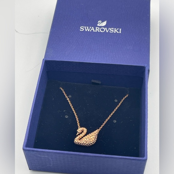 Swarovski Crystal Rose Gold Swan Necklace Dainty Cottagecore - Picture 1 of 4